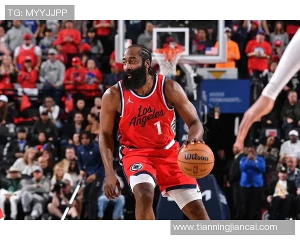 哈登连续戏耍巴特勒火箭对决公牛精彩瞬间回顾