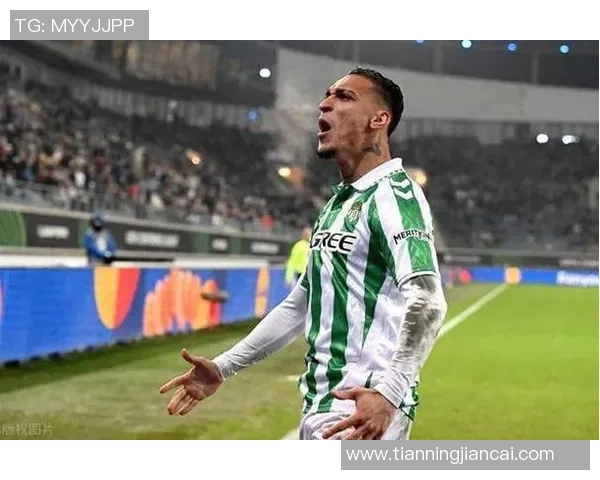 安东尼：很快乐进球，但更让我满足的是球队全体的体现